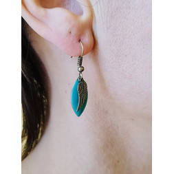 Goutte en boucle d’oreille