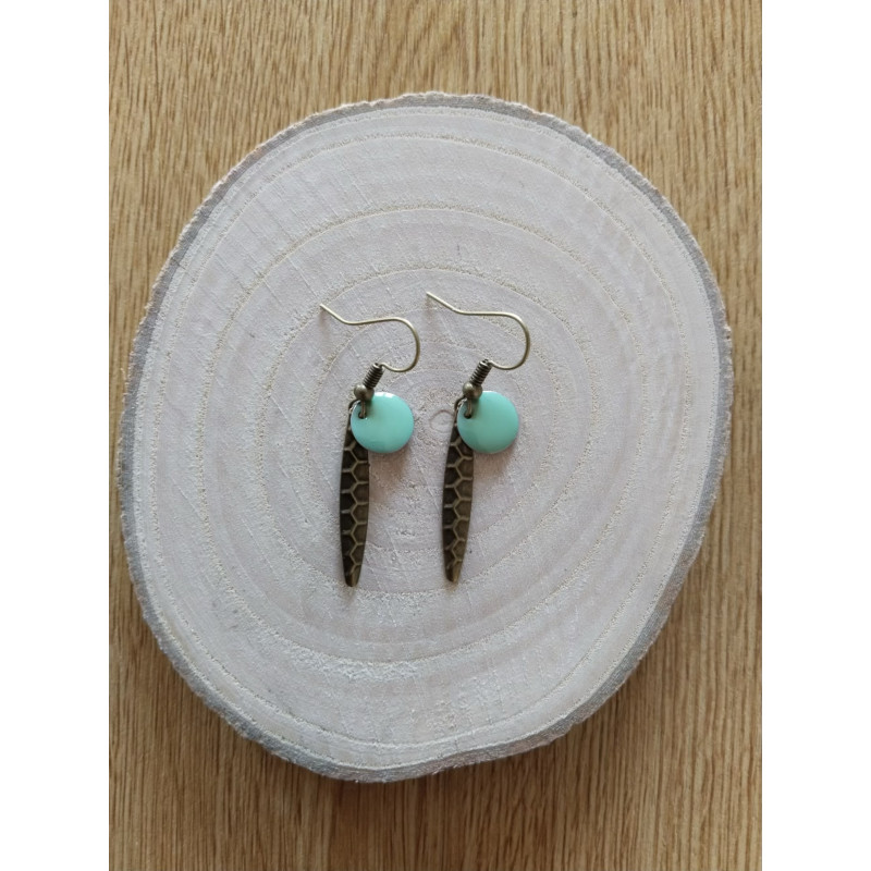 Boucle d’oreille en bronze