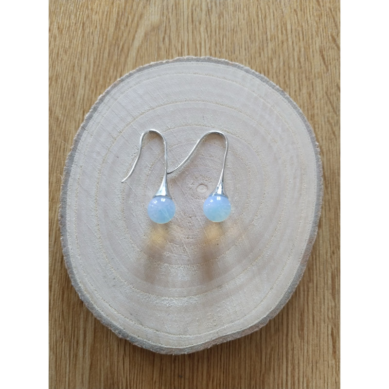 Boucle d’oreille en pierre de lune