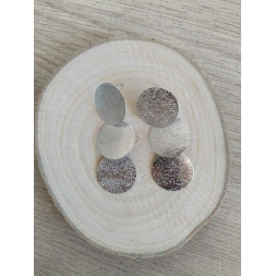 Boucle d’oreille pailletée