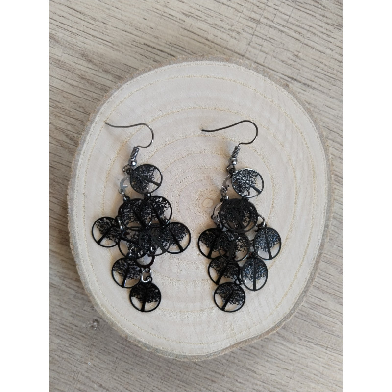 Boucle d’oreille arbre de vie noir