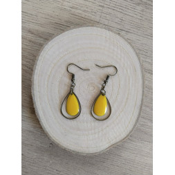 Boucle d’oreille jaune et bronze