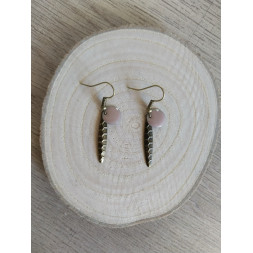 Boucle d’oreille rose et bronze
