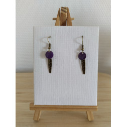 Boucle d’oreille violette et bronze