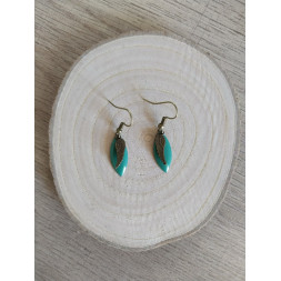 Boucle d’oreille petite feuille