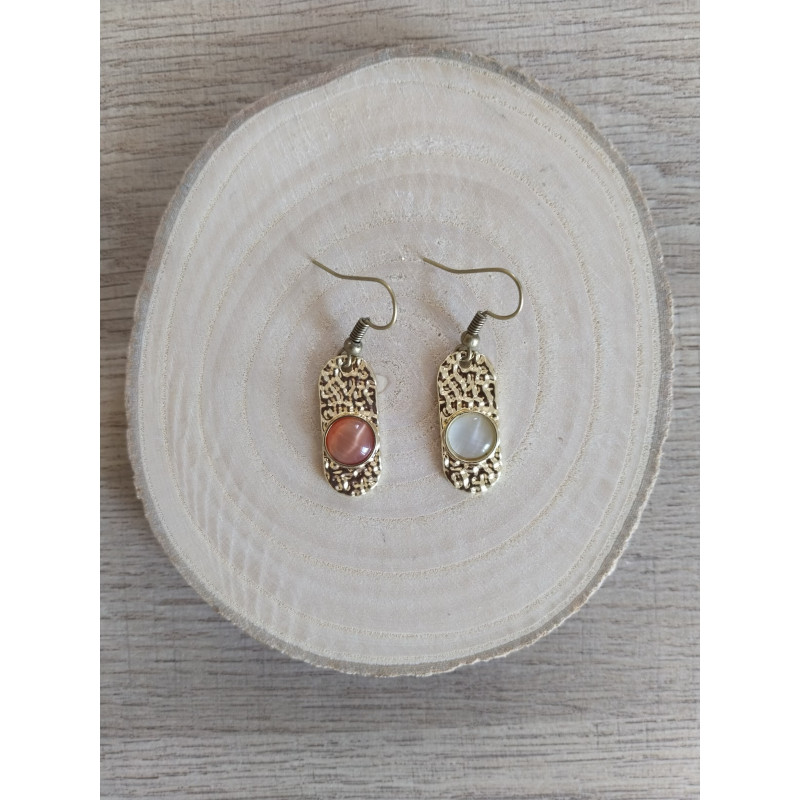 Boucle d’oreille asymétrique