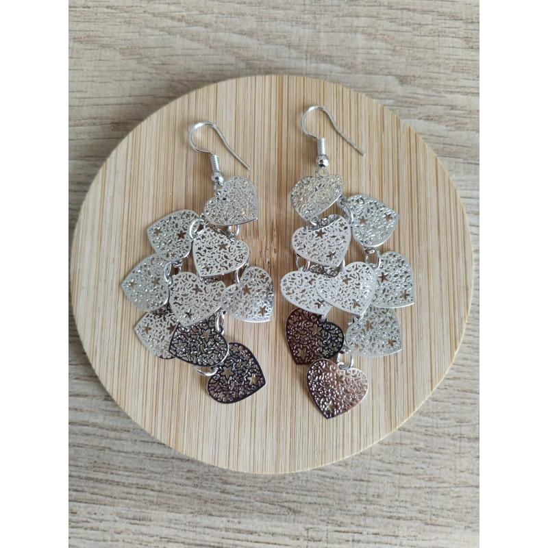 Boucle d’oreilles petits cœurs argentés