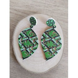 Boucle d’oreille feuille verte