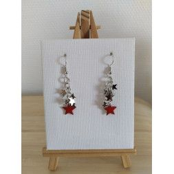 Boucle d’oreille multi étoilée