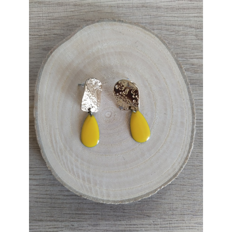 Boule d’oreille martelée en dorée et jaune