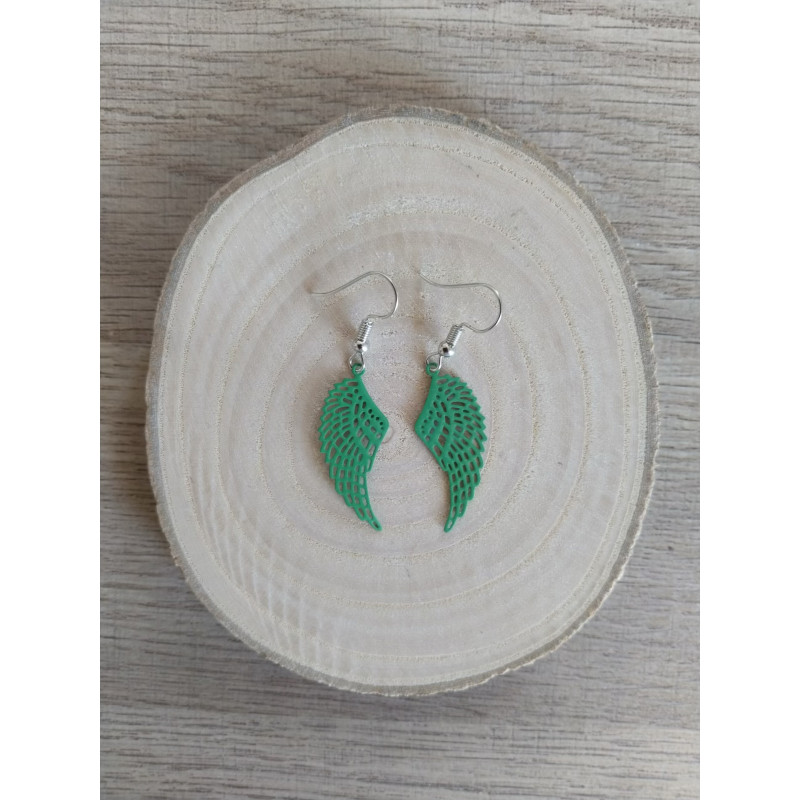 Boucle d’oreille en aile d’ange