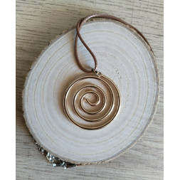 Collier en spirale dorée