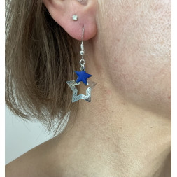 boucle d’oreille doublement étoilée