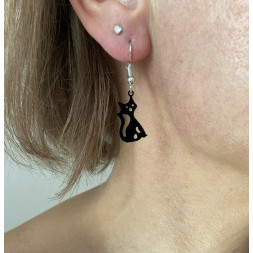 Boucle d’oreille bébé chat noir