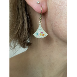 Boucle d’oreille éventail coloré
