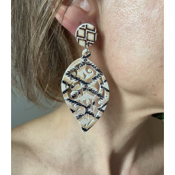 Boucle d’oreille Balsa crème