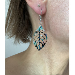 Boucle d’oreille en feuille nervurée