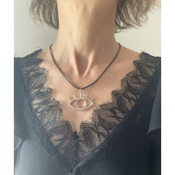 Pendentif en oeil protecteur