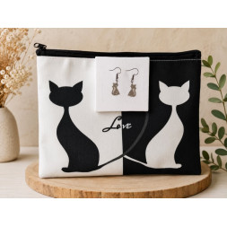 Offre découverte avec une pochette et des boucles en chat