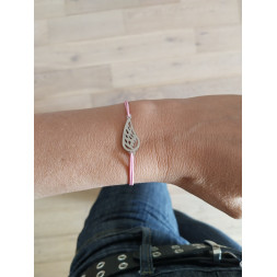 Bracelet avec une plume