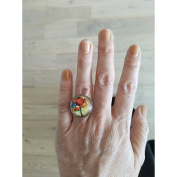 Bague avec un arbre de vie coloré
