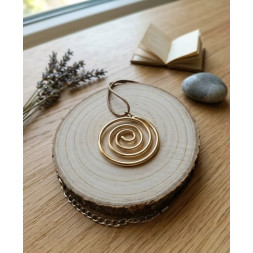Collier en spirale dorée